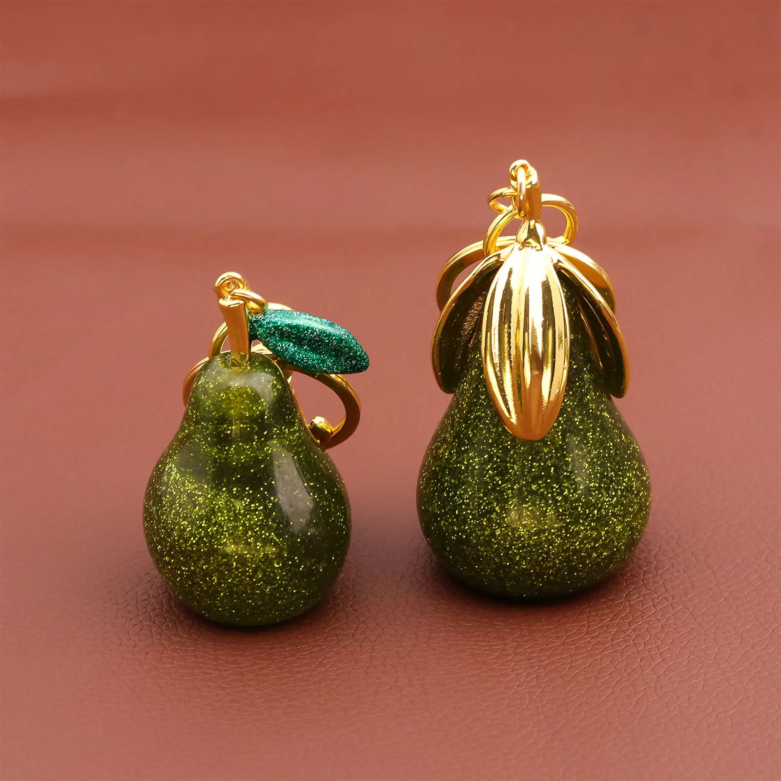 Pear Bag Charm Keychain Exquisite Green Yellow Pear Fruit Key Chain For Women Bag Purse Pendant Accessories Gift 250527