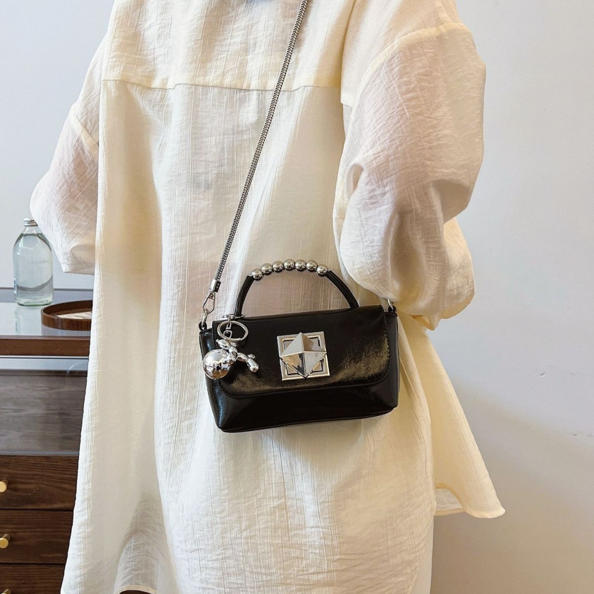 Women's Shoulder Bag Free Shipping Designer Bag European Fashion High-end Trendy Small Square Bag New Chain Bag Patent Leather Mini Hand-held Cro
