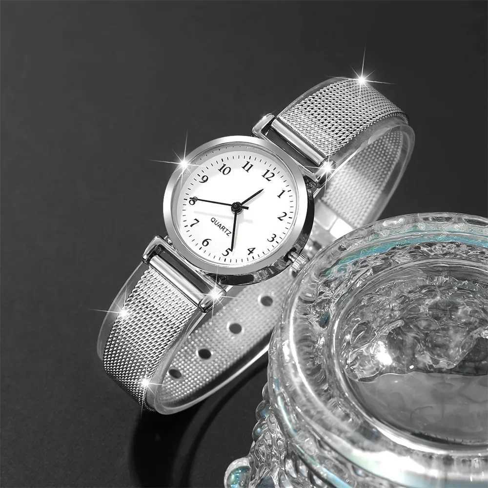 Women Fashion Watch Casual Bracelet Watches Set Ladies Simple Dial Quartz Wristwatches Dress Clock Montre Femme XJ250527