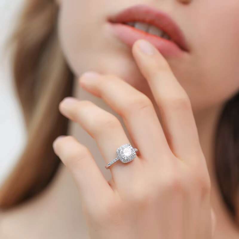 18K Gold Plated Silver Moissanite Promise Ring for Her 0.5CT-2CT D Color VVS1 Clarity Diamond Rings for Women