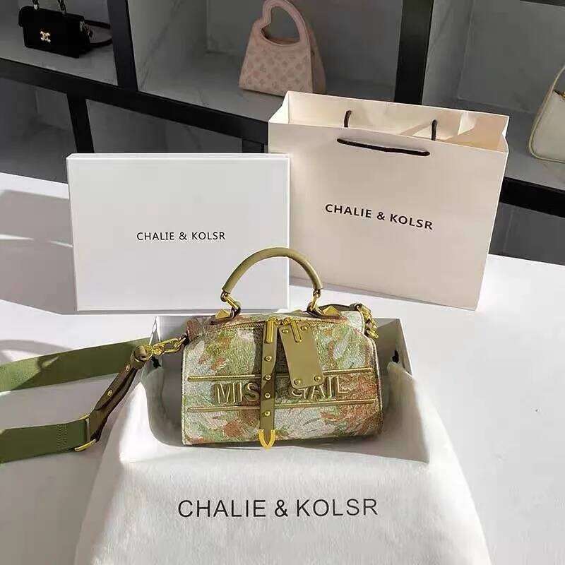 Light Brand Women's Handbag 2025 New Embroidered Boston Versatile High-End Lightweight Single Shoulder Crossbody Pillow