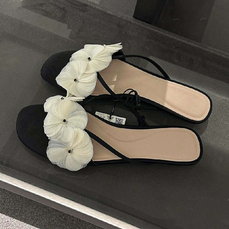 ~French Floral One-Strap for Women Summer Outdoor Fairy Flat Sandals Vacation Style Half Slippers