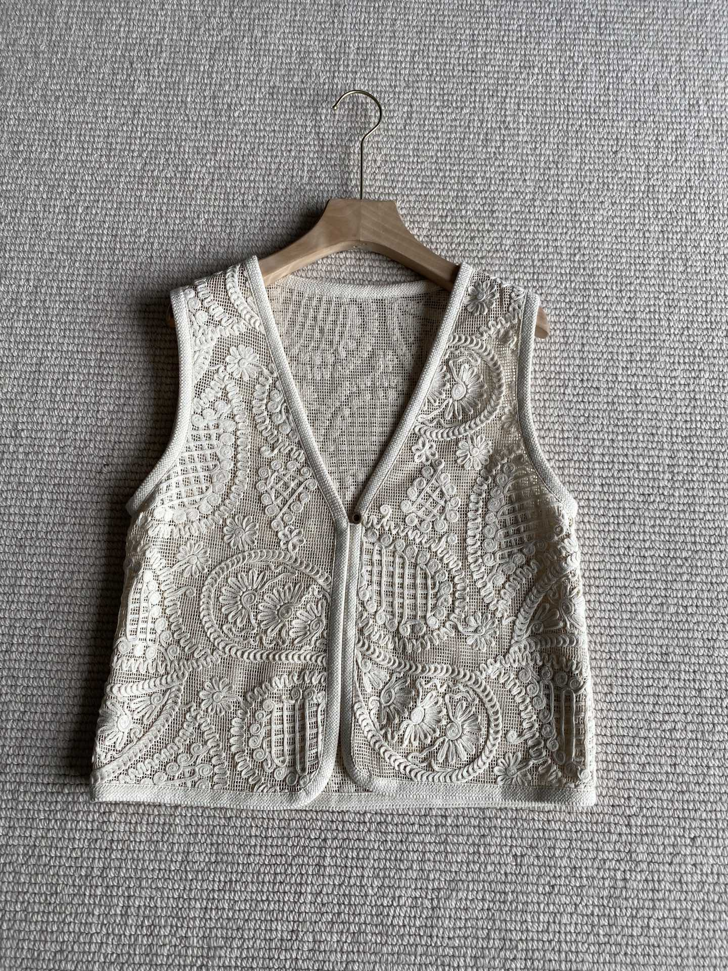 Designer Vest Top for woman and mens luxury brand running vest homme veste puff.M360
