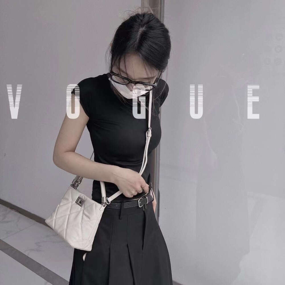 Niche Handbag New Simple Women's Top Layer Cowhide Square Bag Fashion Versatile Shoulder Crossbody