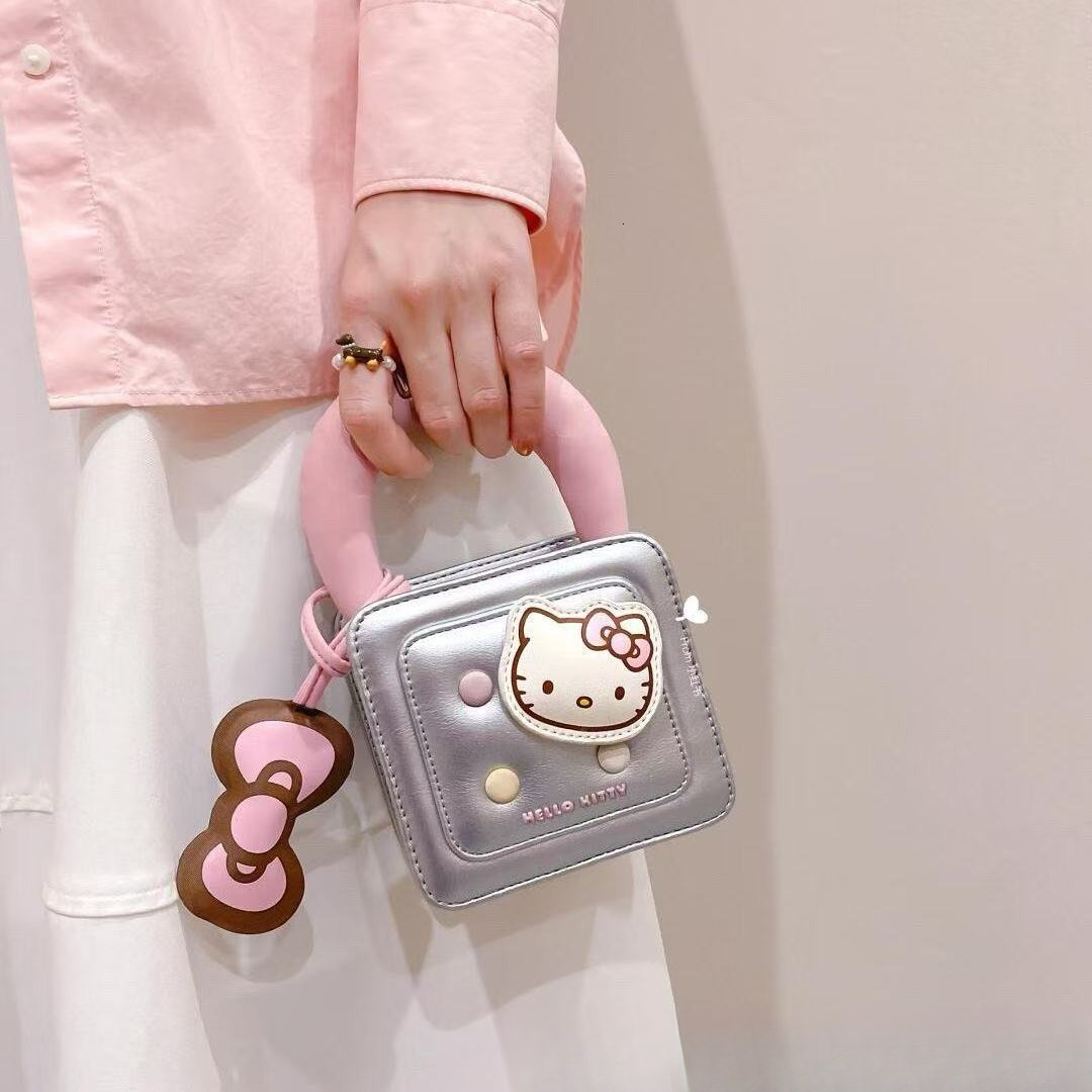 Free Shipping Designer Bag Women's 2025 New Summer Fashion Cute Biscuit Small Square Bag Versatile Cross Shoulder