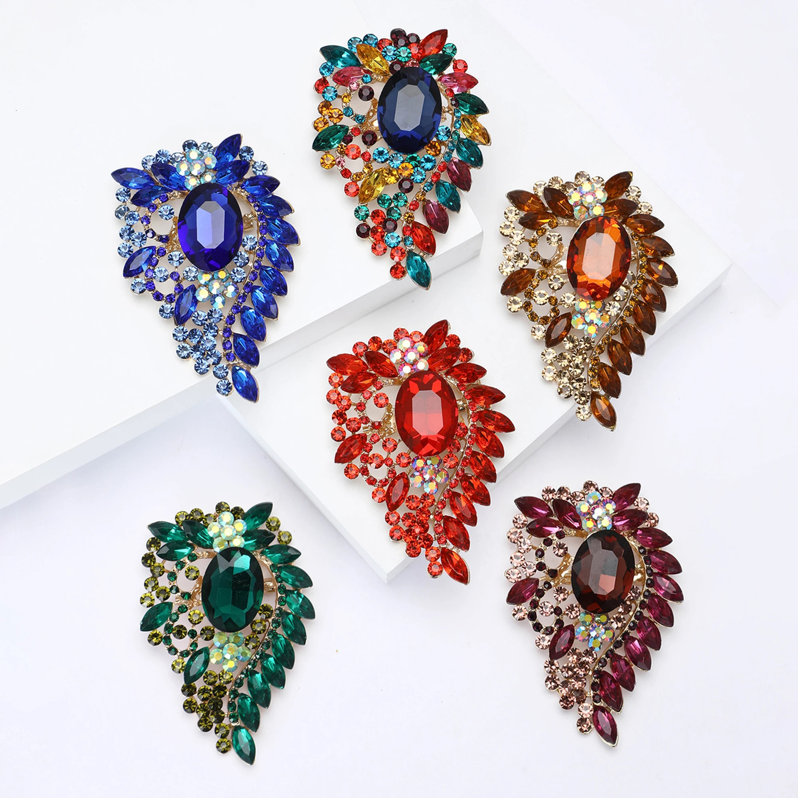 Large Crystal Glass Brooches for Women Unisex Rhinestone Flower Pins Banquet Party Backpack Gifts Jewelry Accessories 250527