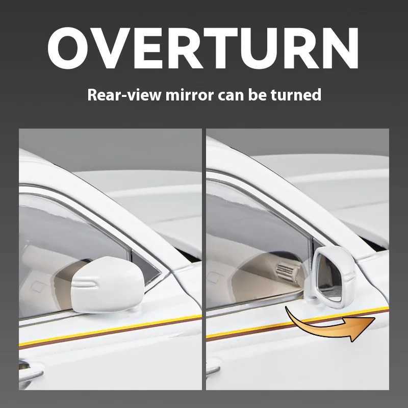 1 18 Toyota Land Cruiser LC300 SUV Alloy Car Diecast Model Sound Light Toy Home Decoration Ornaments Collection Gift Kid Toy R250528