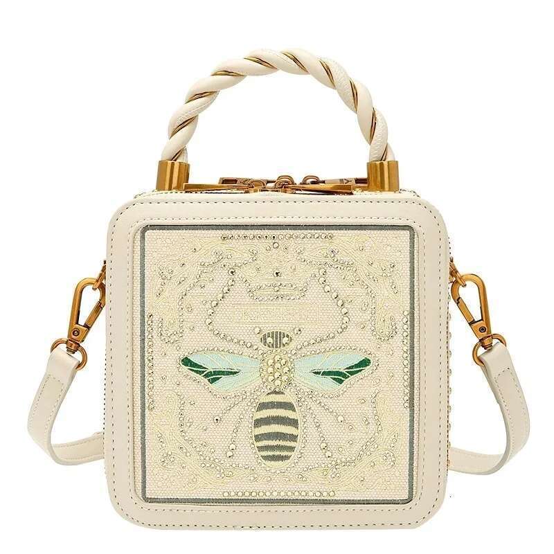 High-End Genuine Leather Embroidery Women's Crossbody New luxury bag Model Fashionable Shoulder Bag Small Size Handbag