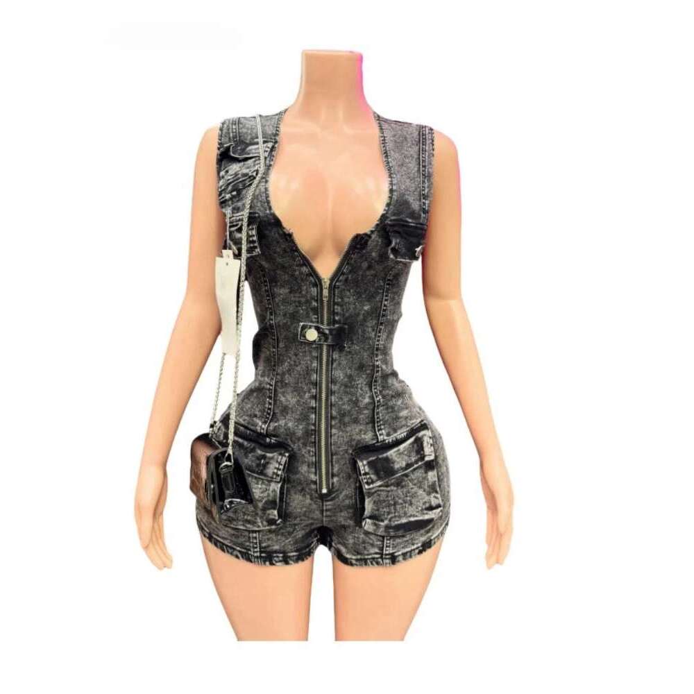 2025 Women V-Neck Sleeveless Denim Short Jumpsuit Playsuits Summer Street Party Pocket Cargo Romper One Piece Playsuit