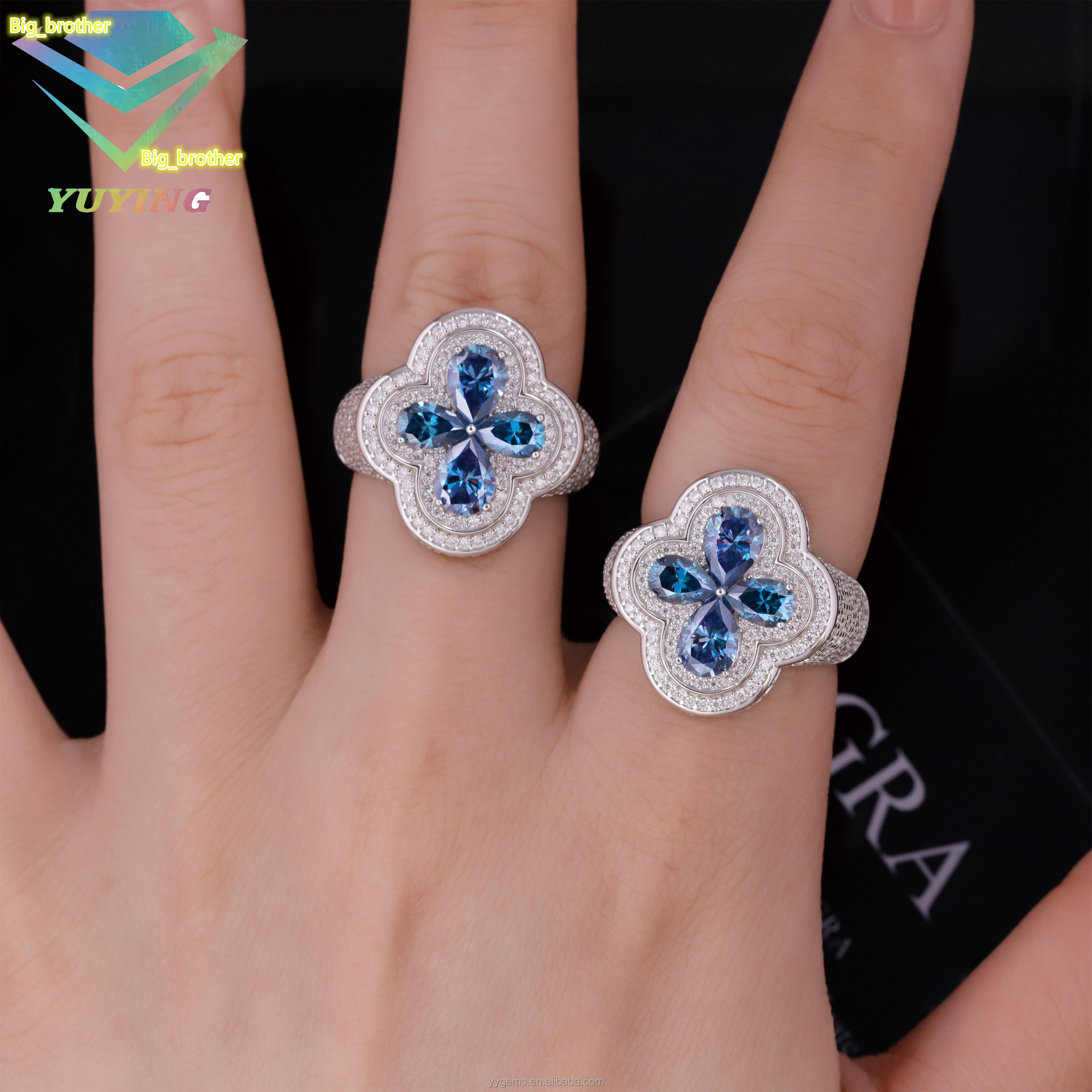 Fashion Clover Blue Mossanite Ring Fine Jewelry 925 Sterling Silver Hip Hop Ring for Men Women VVS Moissanite Diamond Cuban Ring