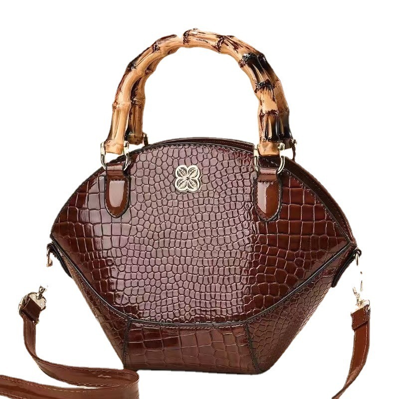 Top brand high-quality new free designer bag retro bamboo handbag new crocodile pattern creative shoulder bag crossbody bag new free designer bag