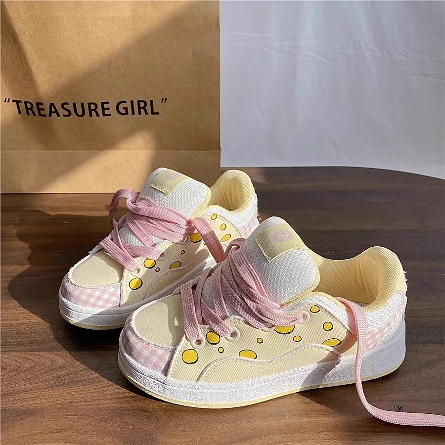 2025 Designer casual shoes Niche Cute Bubble Moon Bread Shoes INS 2025 Spring and Autumn New Versatile Sports Casual Sneakers
