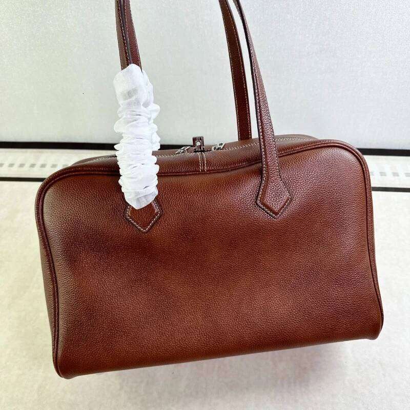 Cowhide Commuter Travel Large Capacity Genuine Leather Shoulder Handbag Big Bags For Women Trendy Shopping Carry Tote Bag
