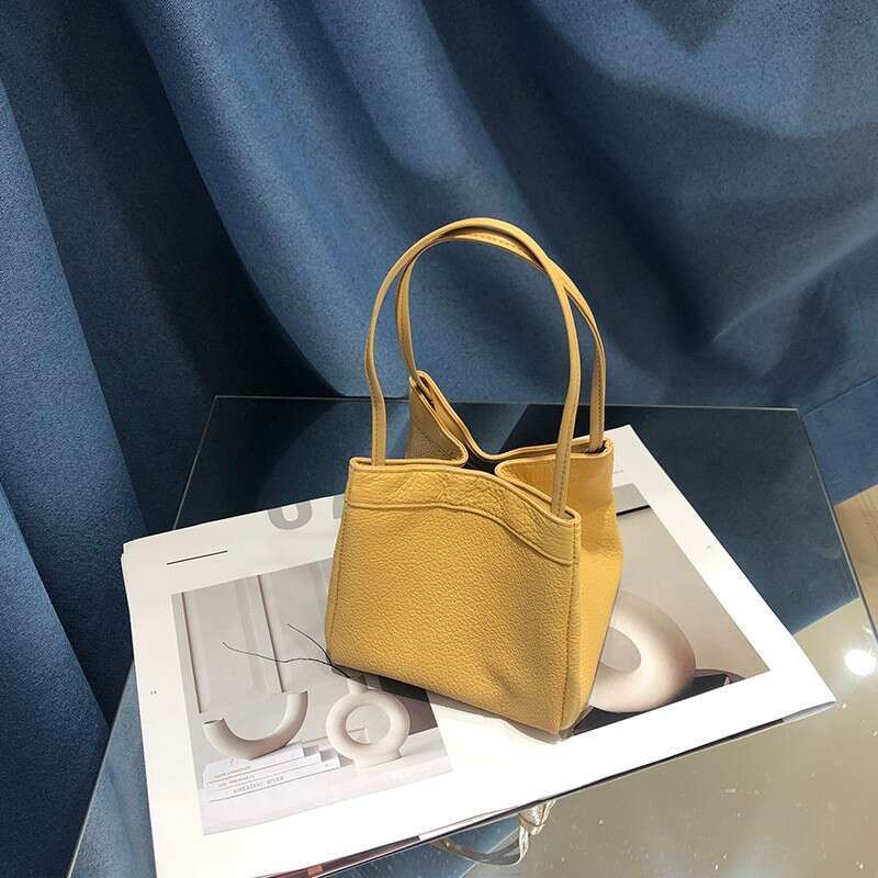 Autumn Winter Niche Design Handheld Basket Large Capacity Commuter Tote Genuine Leather Single Shoulder Wing Women's Bag