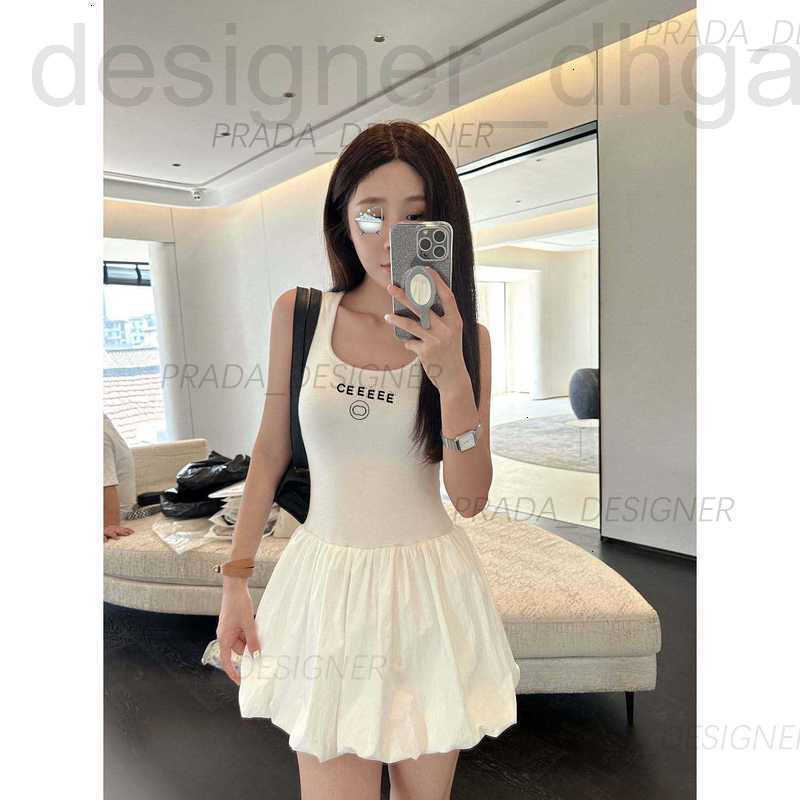Basic & Casual Dresses Designer Women's Fashion For Woman Designer Dress Style Flower Bud Summer New Slimming Tank Top Short Skirt U4B3