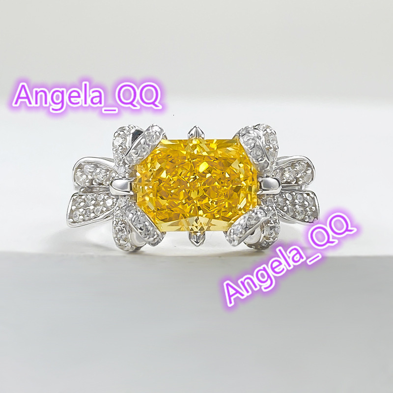 Factory European and American Luxury 925 Sterling Silver Ice Flower Cut Diamond Ring for Wedding and Engagement