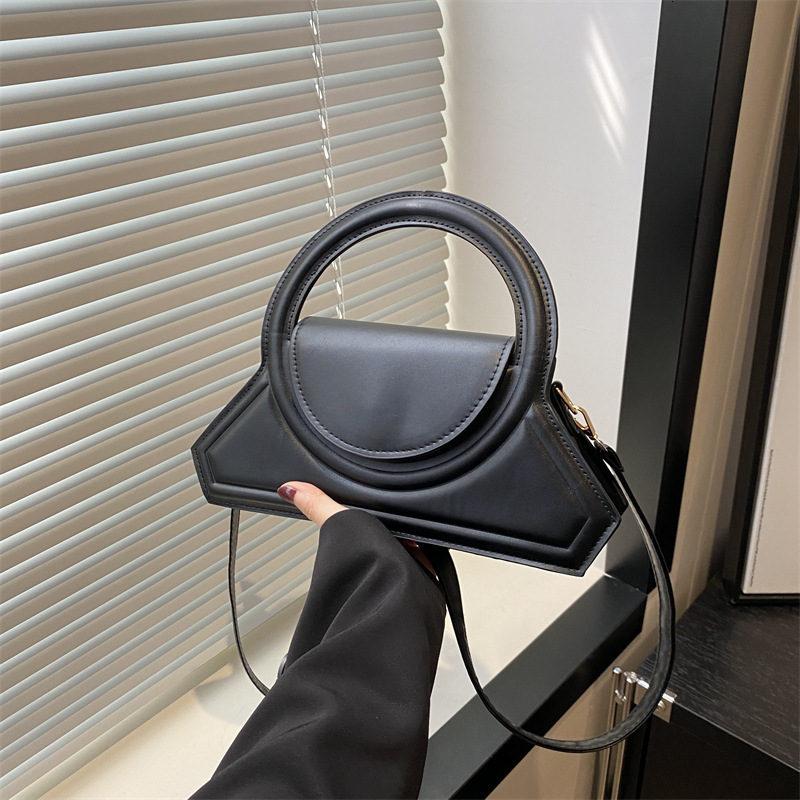 Top Brand High Quality New Style Fashion Ring Handbag Small Square Bag 2024 New Shoulder Crossbody Bag Commuter Women's Bag Trend New Free Delive