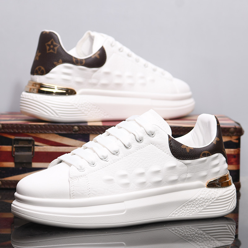 2025 Hot Selling New Spring Summer Design Women Men Breathable Versatile Trendy board Shoes Thick Sole For Height Boost Unisex Casual Shoes Sizes 35-4