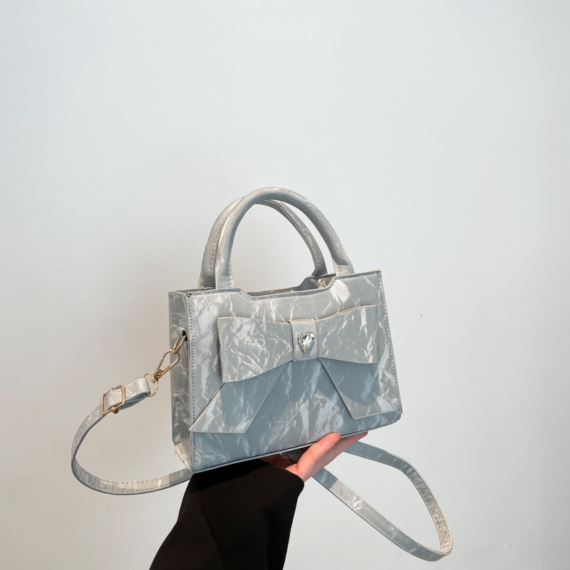 Top Brand High Quality New Style High-end Fashion Handbag with Bowknot Simple Shoulder and Crossbody Bag Versatile Bag for Available New Free Delivery
