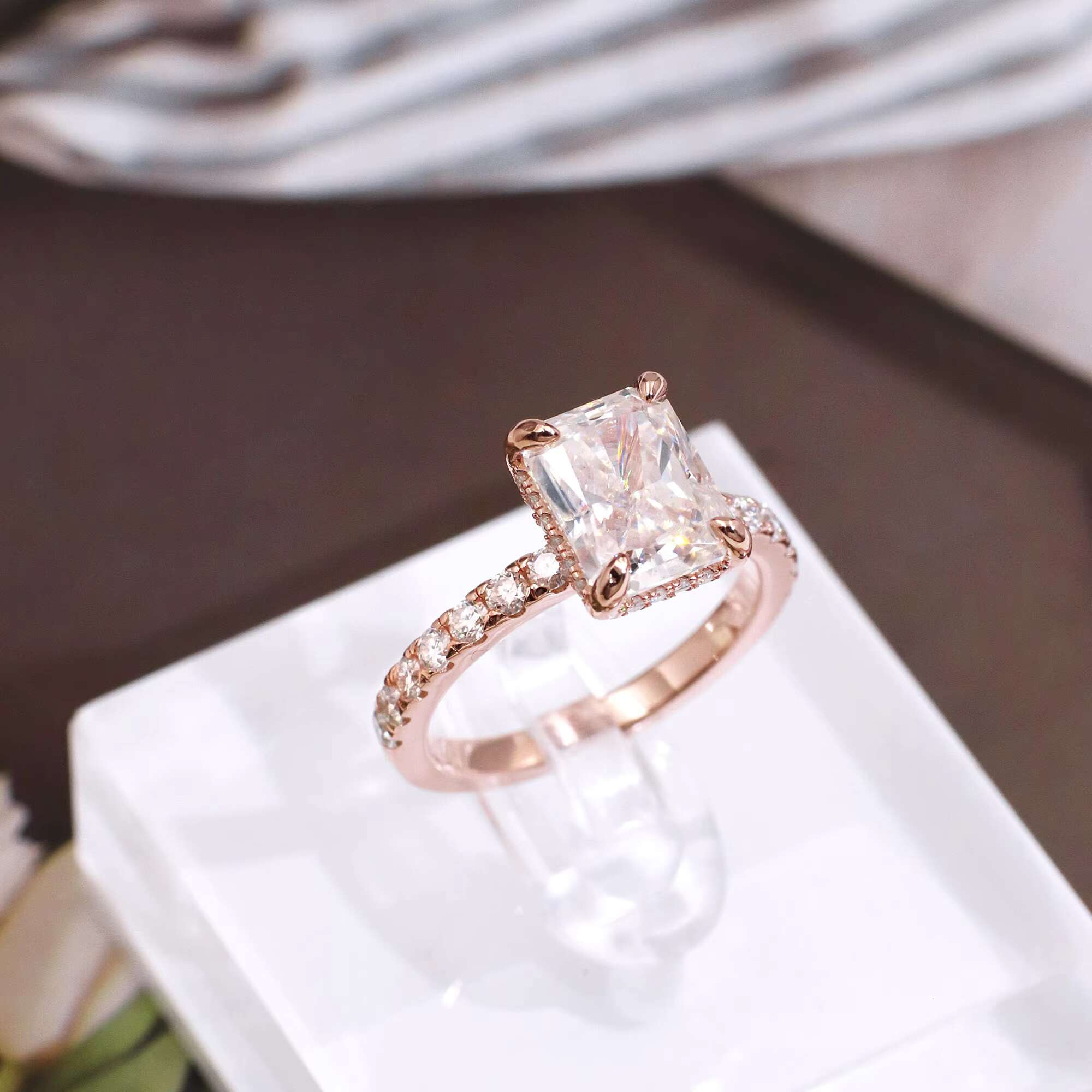 Tianyu Fine Jewelry 2ct 3ct Radiant Cut Gold Plated 18K Mossanite Engagement Sterling Silver Mossanite Ring 925 for Women