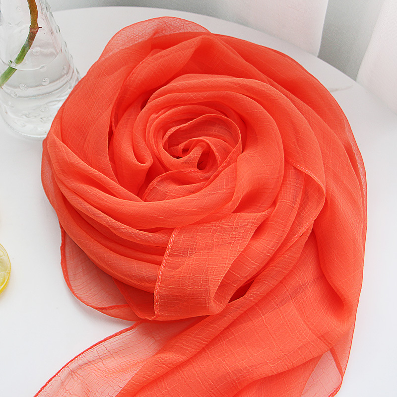 K850 New solid color crocodile wrinkled oversized silk scarf for women all-match beach towel travel scarf sunscreen shawl wholesale women
