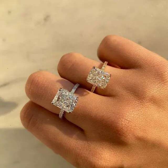 Ice flower cut light style niche high-end design sense ring for women's super flash R7233