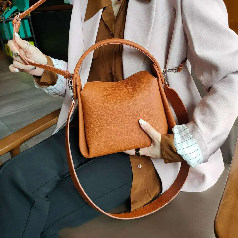 Soft leather shoulder crossbody handbag Genuine cigarette box design women's desiger bag large capacity unique