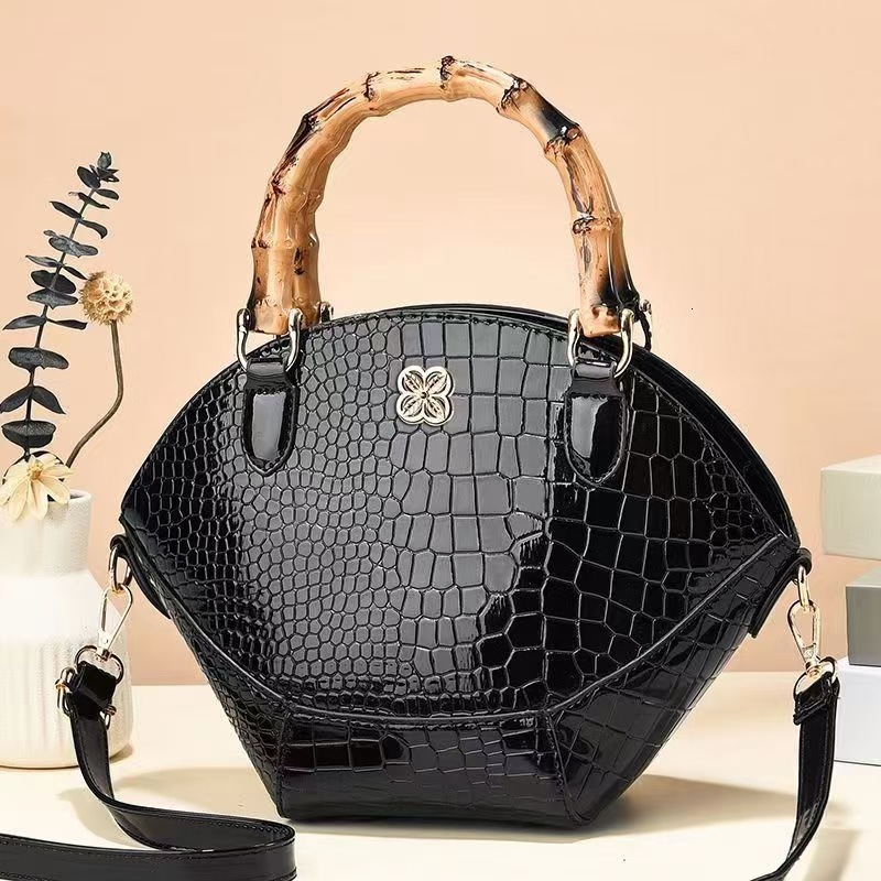 Top brand high-quality new free designer bag retro bamboo handbag new crocodile pattern creative shoulder bag crossbody bag new free designer bag