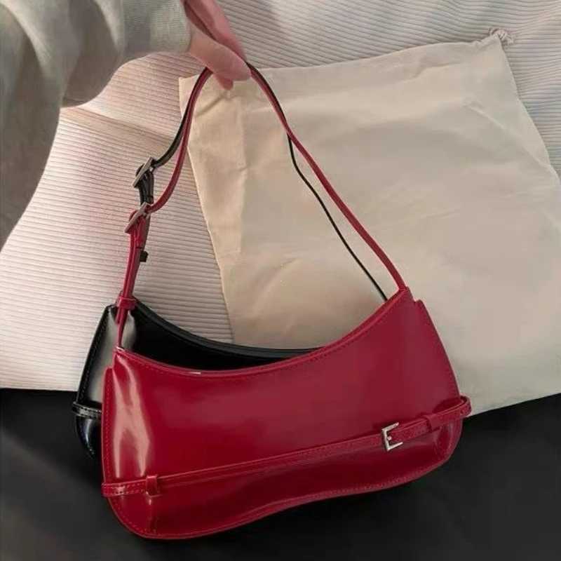 1Pc French Niche Design Cowhide Shoulder Handbag Womens High-End Party Red Wedding Bag Fashion Handheld Underarm Bag Y250528
