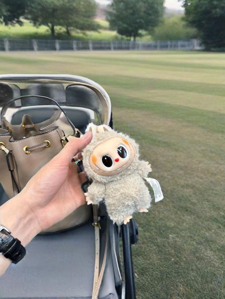 Niche popular drawstring bucket crossbody bag, new 2025 fashionable and stylish chain versatile casual small bag