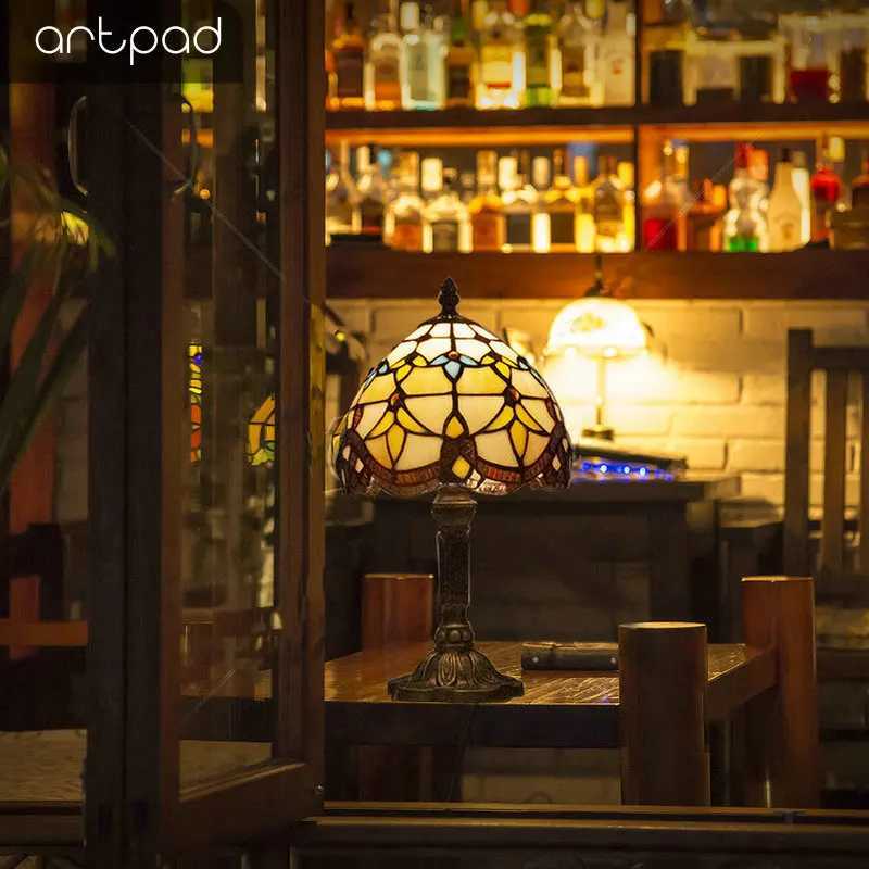 Tiffany Stained Glass Table Lamps Retro Mediterranean Bedside Table Lamp Light With Plug in Baroque Bedroom Table Lights W250528