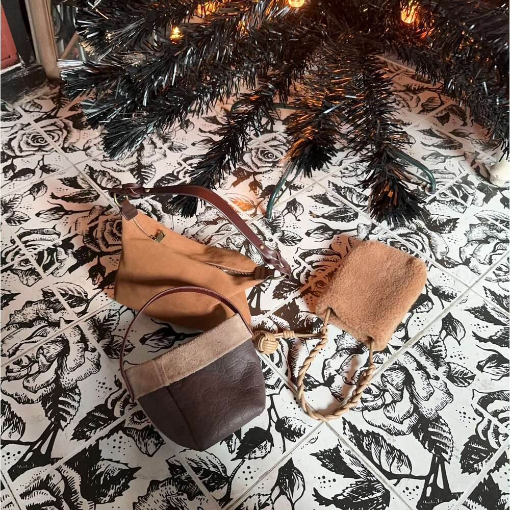 2023 Autumn Winter New High-End Bucket Genuine Leather Women's Bag Simple Large Capacity Korean Fashion Shoulder Handbag