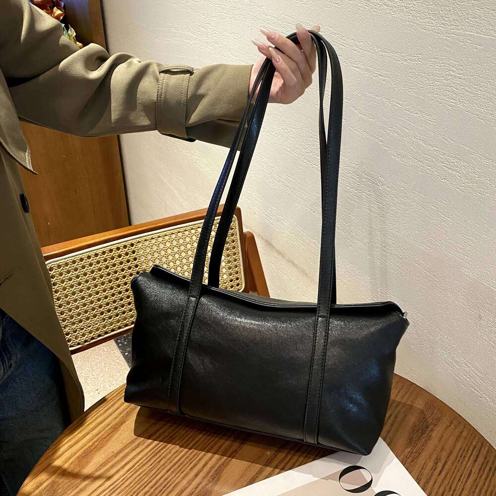 Genuine Leather Fashion Women's Shoulder Designer High Quality Casual Horizontal Large Capacity Ladies Pillow Bag