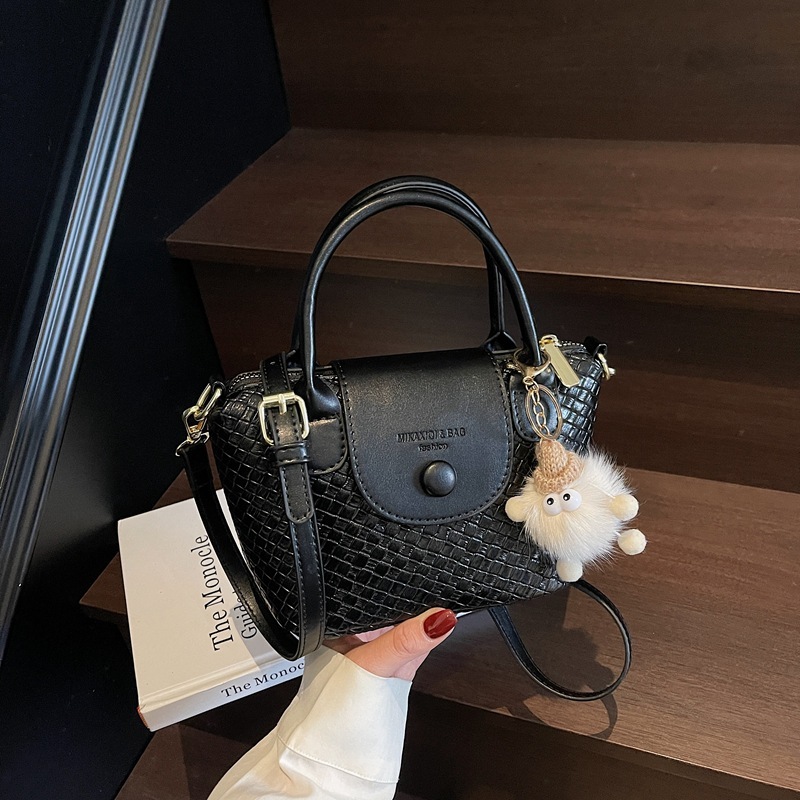 Luxury Brand Designer Bag Small And Niche Handbag Trendy Contrasting Color Woven Women's Textured Dumpling Bags, Single Shoulder Crossbody Bags