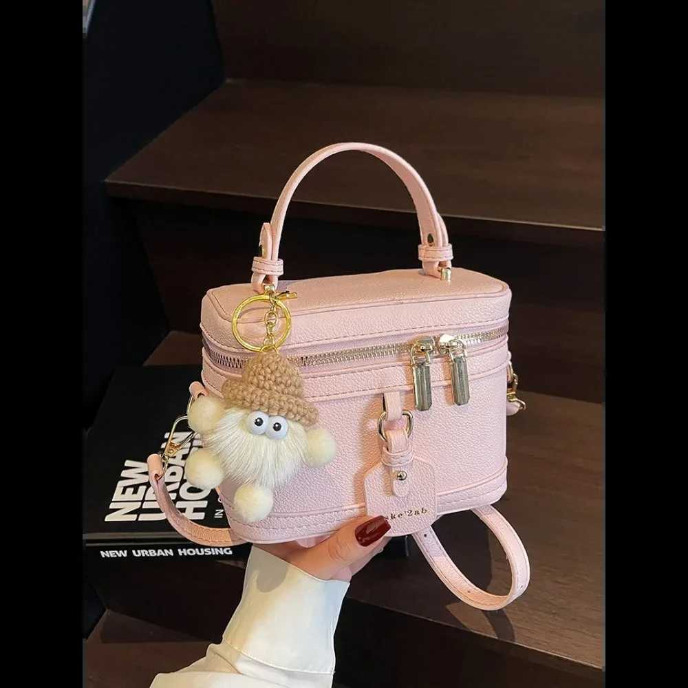 Luxury designer niche box small bag female bag 2025 all-match hand-carried small square bag high-end one-shoulder messenger bag Y250528