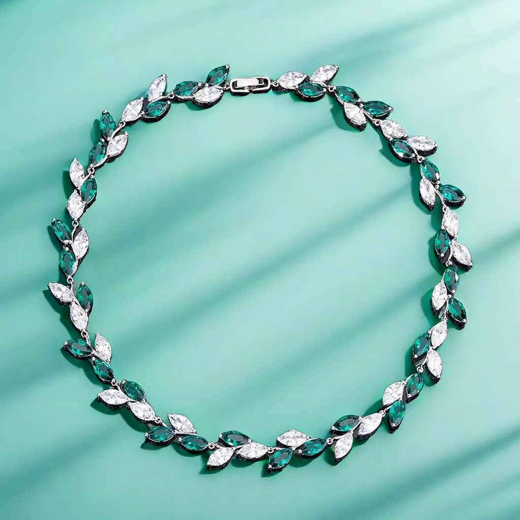 S925 sterling silver 6*12 maquise imitation emerald and red corundum leaf luxury exquisite lightweight luxury necklace love gift for mom girlfriend da