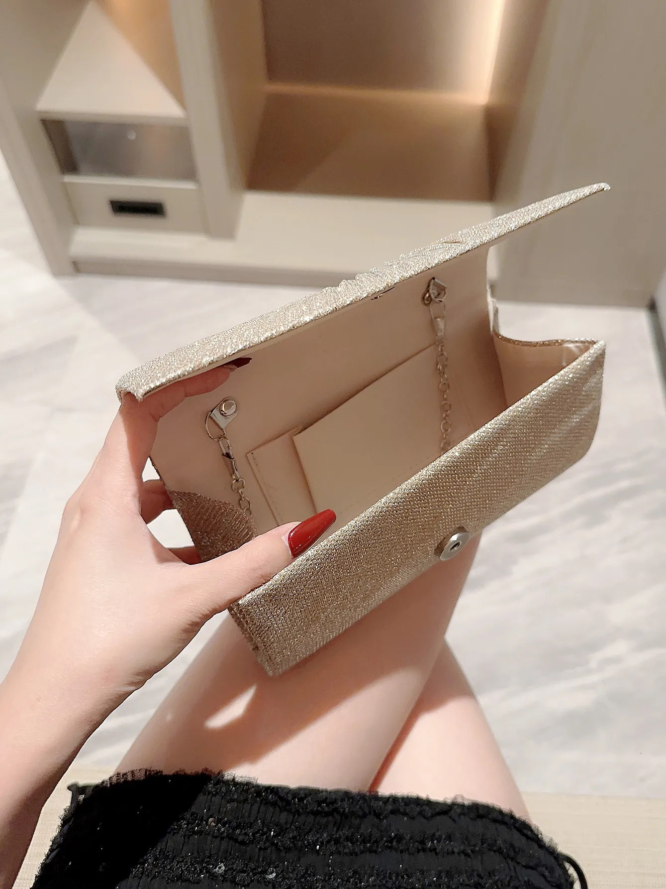 Womens Classic Pleated Sparkling Evening Bag Mini Clutch Banquet Bag Dress Bag Party Bag Evening Bag Chain Bag 250526