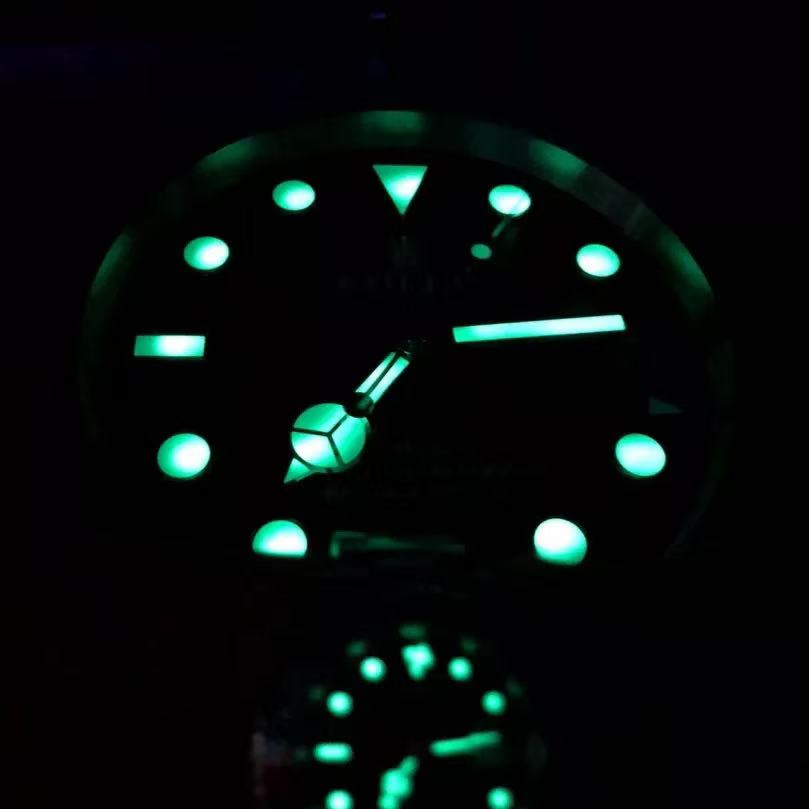 Wall Clocks Super Silent Clock Metal Modern Large Watch Home Stainless Steel Luminous The Date Will Work Q0620
