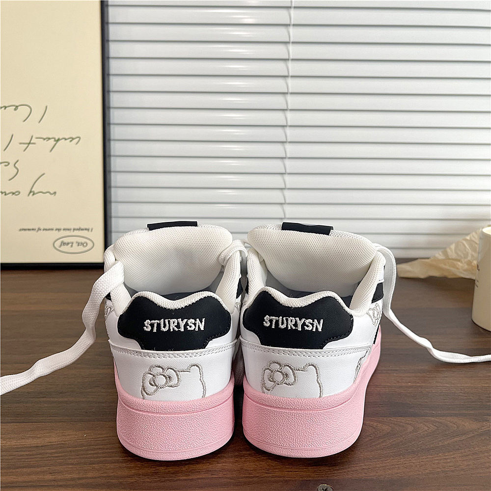 Designer casual shoes Girly Heart Black Pink Bread Shoes for Women Ins Trend 2025 Spring New Versatile Casual White Sneakers