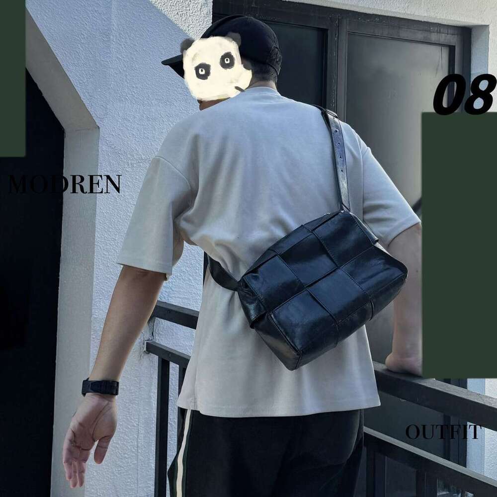 Spring Style High-End Woven Crossbody Bag for Women Versatile Large Capacity Niche Genuine Leather Fashion Handbag