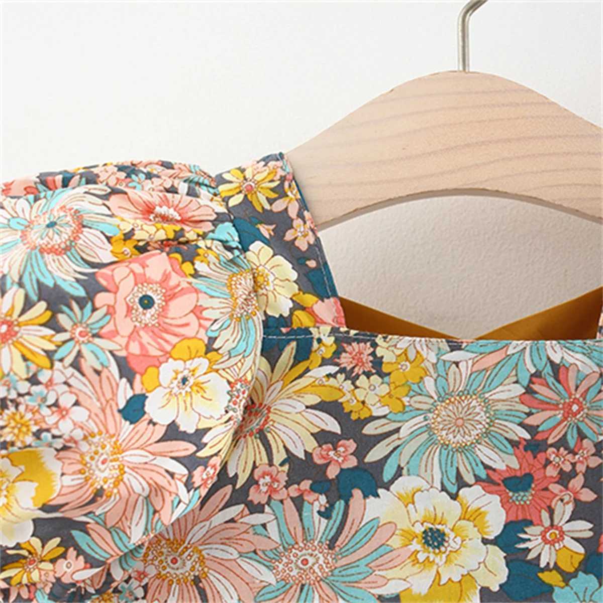 Baby Girl Beach Outfit Baby Sweet Floral Cross Over Short Sleeved Cotton Loose Fitting Dress For Summer Wear X250528