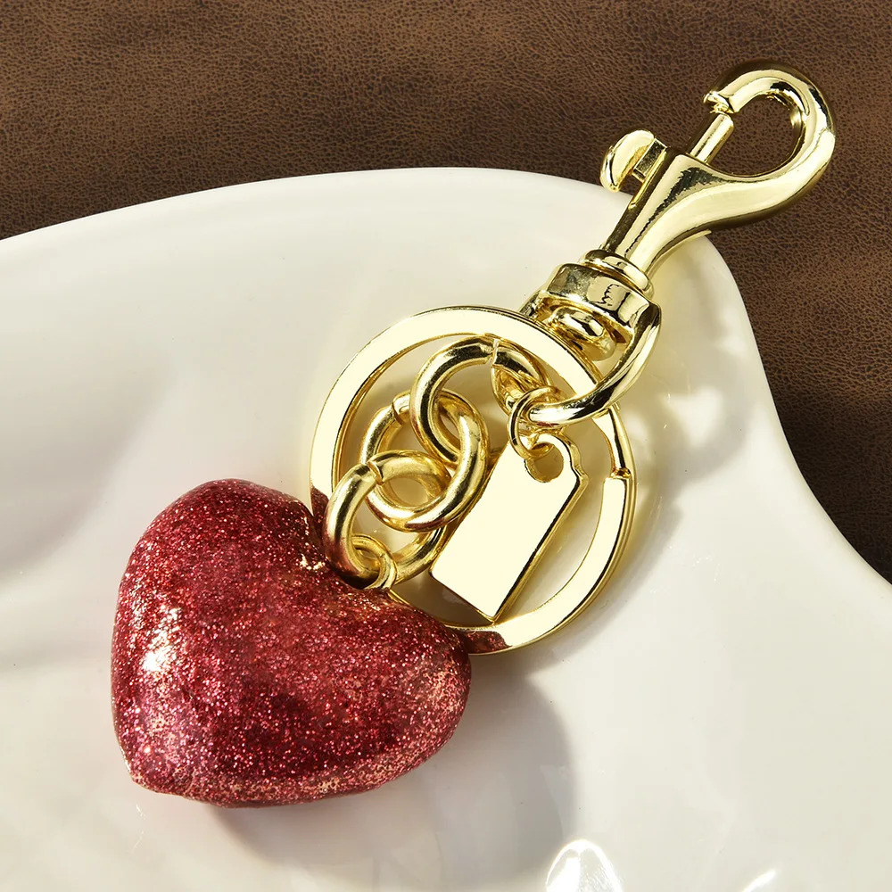 European and American peach heart love keychain creative love pendant love bag ornament 250527
