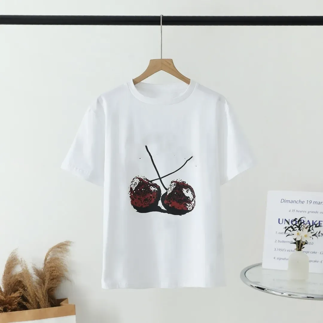 Designer 2025New Trend Women T shirt Simple Summer Cotton Tees Letter Fruit Wash Water Short-sleeved Casual Versatile Tshirt Tops