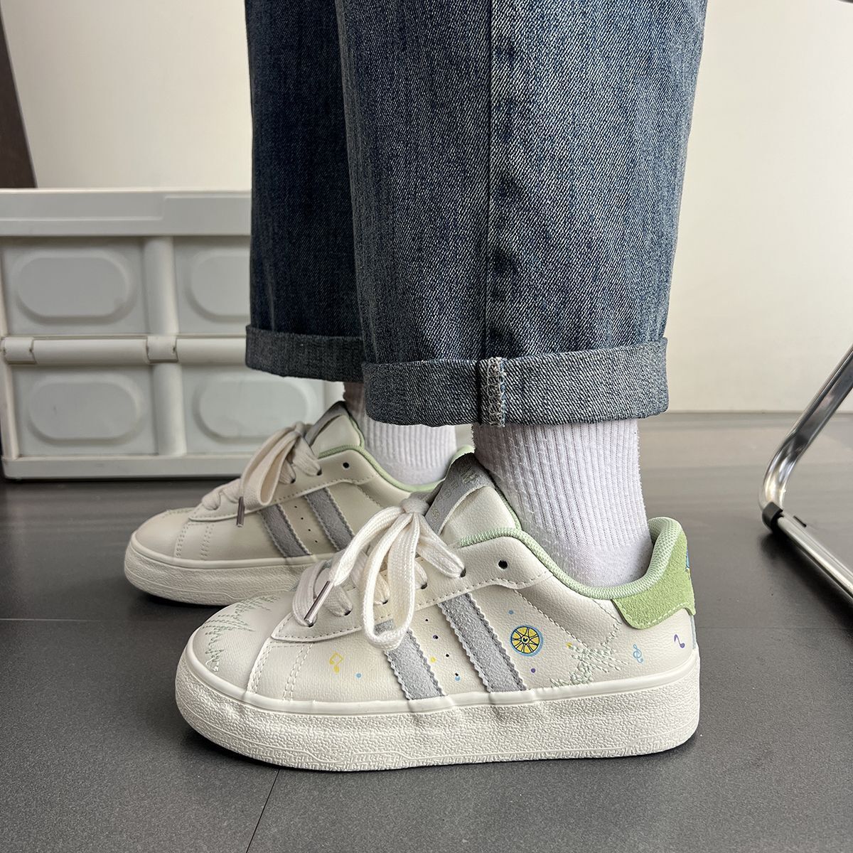 2025 Designer casual shoes Dopamine Thick-Soled Sneakers for Women, Ins Style, Spring Niche Versatile Casual White Shoes