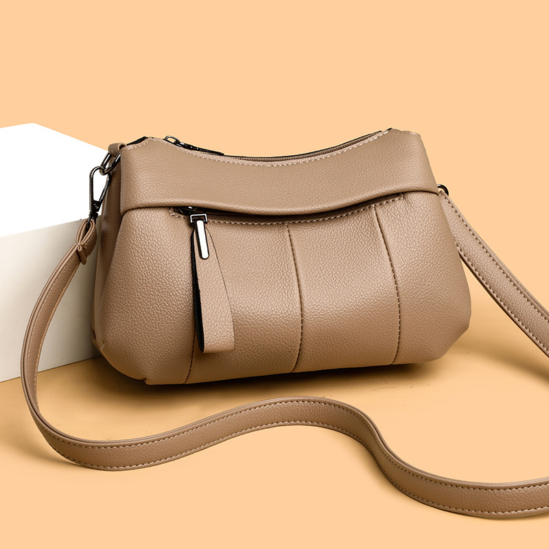 2025 New Soft Leather Mom Middle aged Crossbody Bag Atmospheric Spring Designer Women's New Small Bag Trendy Shoulder Bag