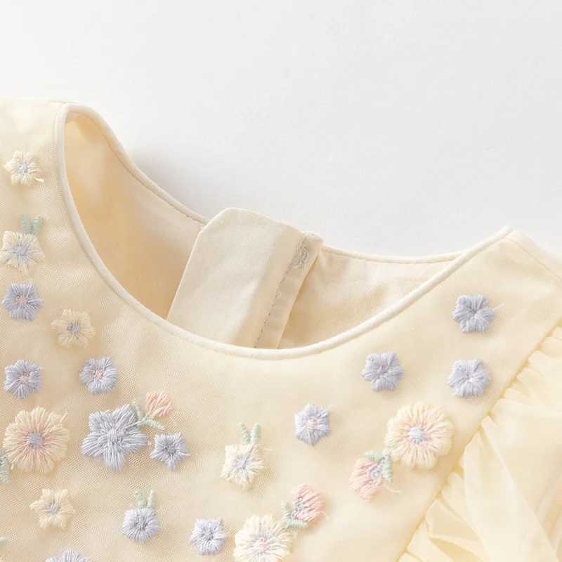 Dave Bella Summer Girls Baby Princess Dress Charm Elegant Cute Mesh Embroidered Floral Dress Party Gentle Outdoor DB2250967 X250528