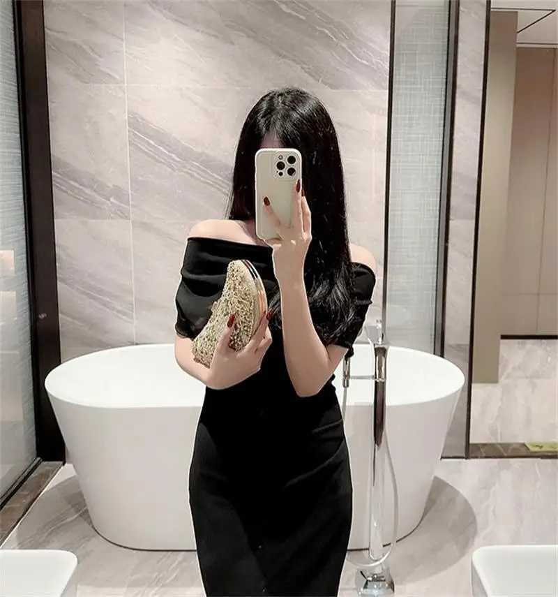 Banquet Bag Water Diamond Banquet Handheld Bag Sparkling Brilliant Dress Bag Chain Strap Diagonal Straddle Bag Party Bag M250624