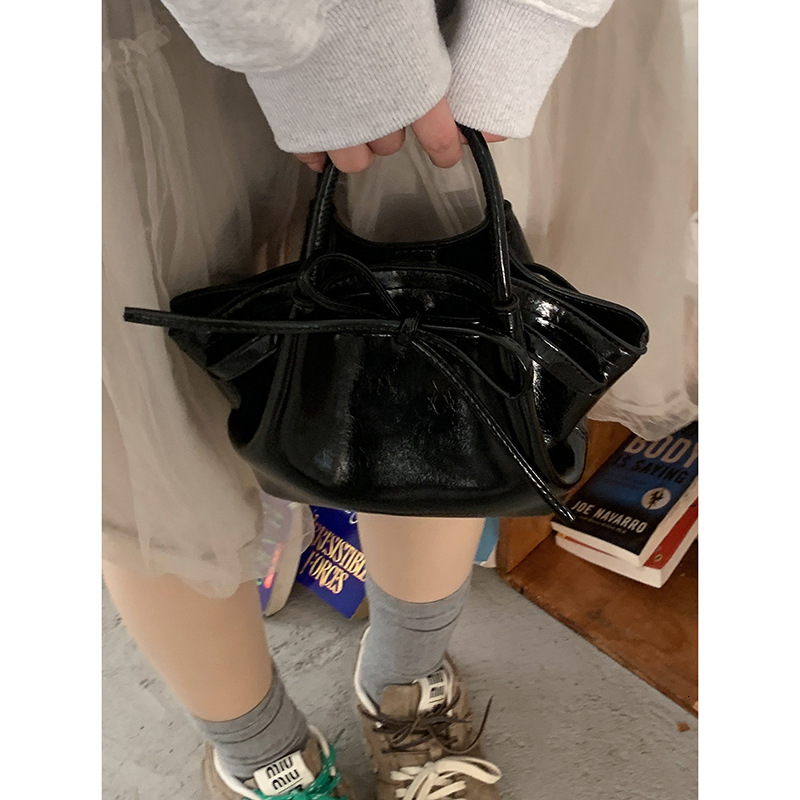 2025 New Women's Handbasket Spring New Fashion Handbag Designer Multi functional Bow Shoulder Bag