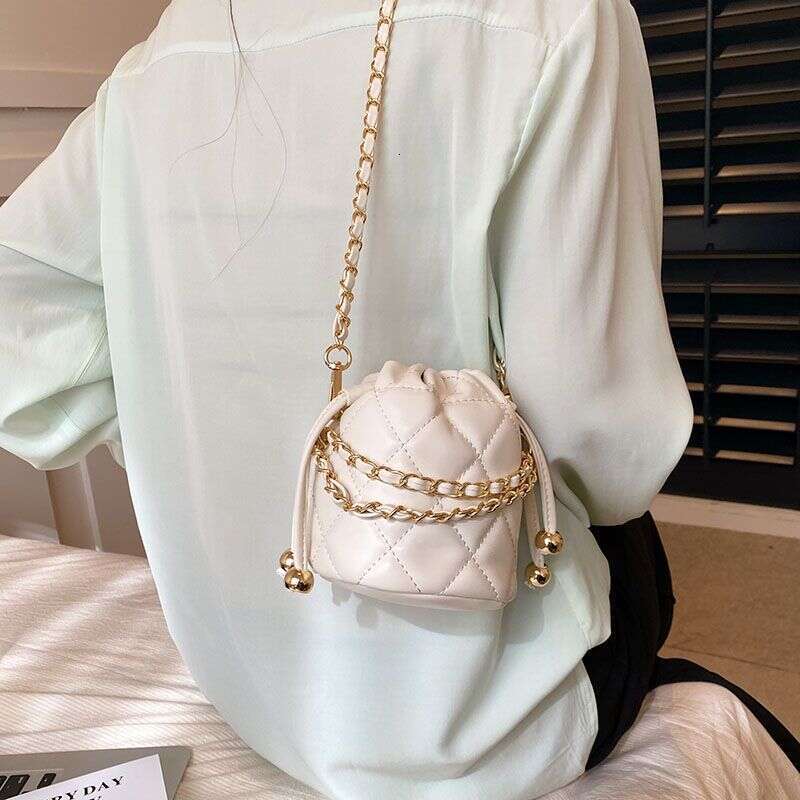 Trendy Niche bag 2023 New Women's Bags Quilted Versatile Chain Crossbody bag Mini Bucket Bag