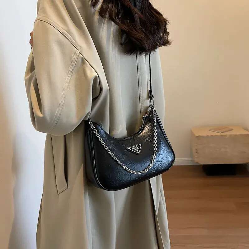 Free shipping 2025 new designer Shoulder Bags For womans ladies flap fashion chain Underarm bag handbag crossbody Bag